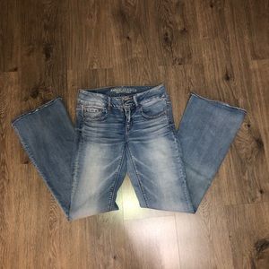 American Eagle Artist Flare jeans size 4